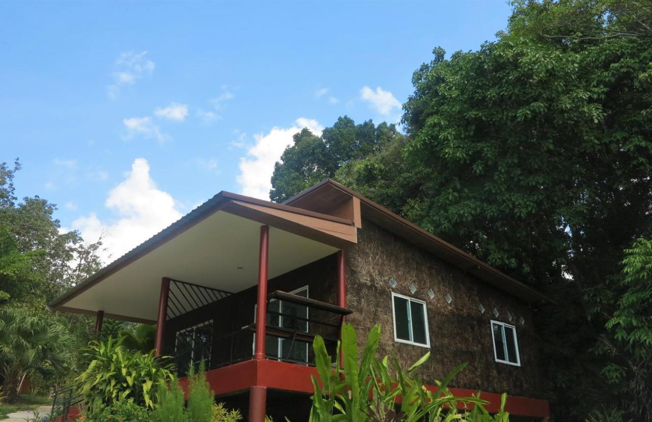 Koh Jum Coral Bay Resort Екстер'єр фото