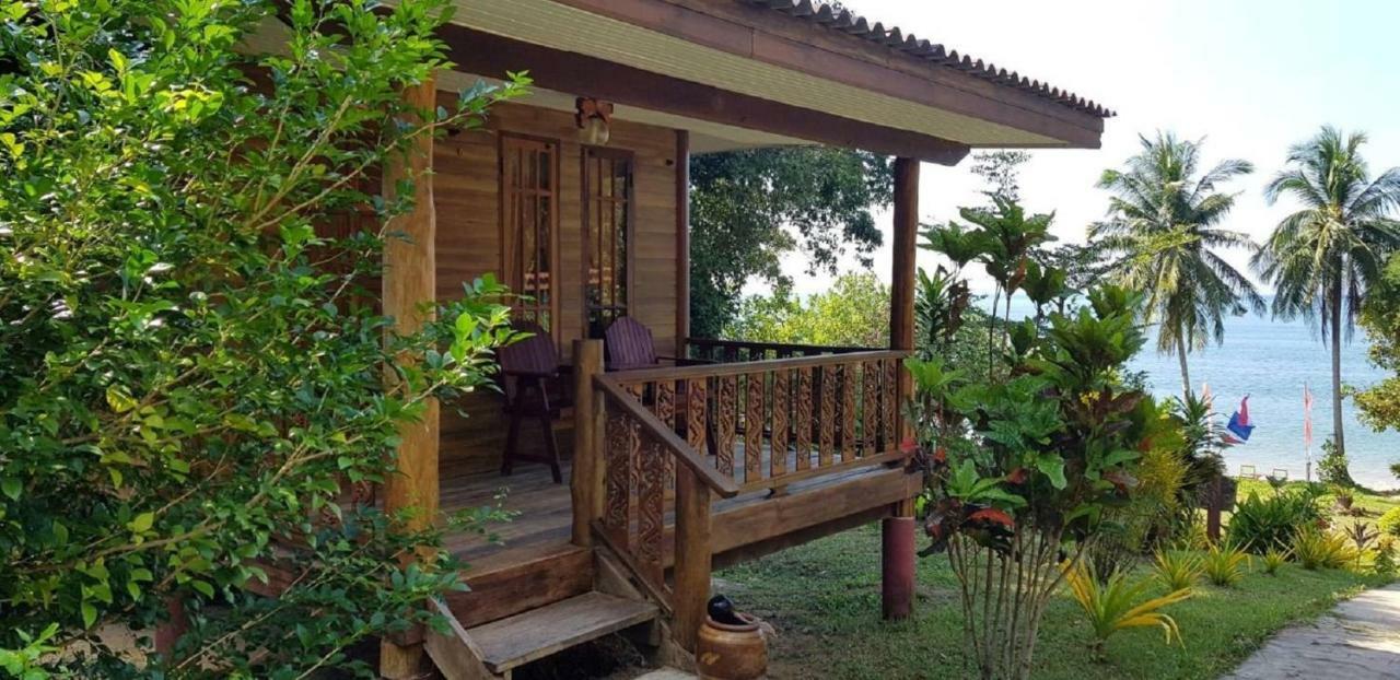 Koh Jum Coral Bay Resort Екстер'єр фото