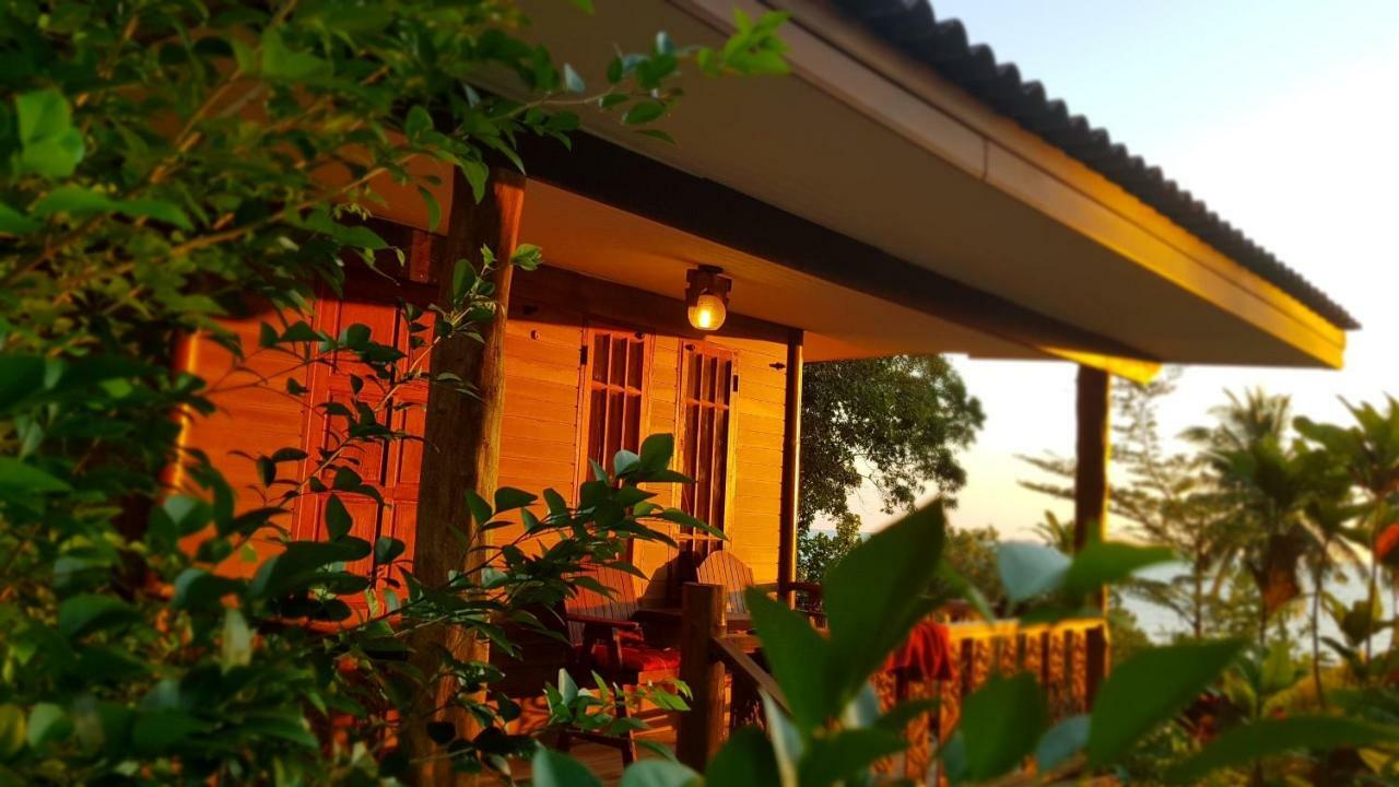 Koh Jum Coral Bay Resort Екстер'єр фото