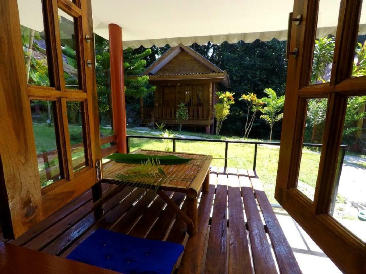 Koh Jum Coral Bay Resort Екстер'єр фото
