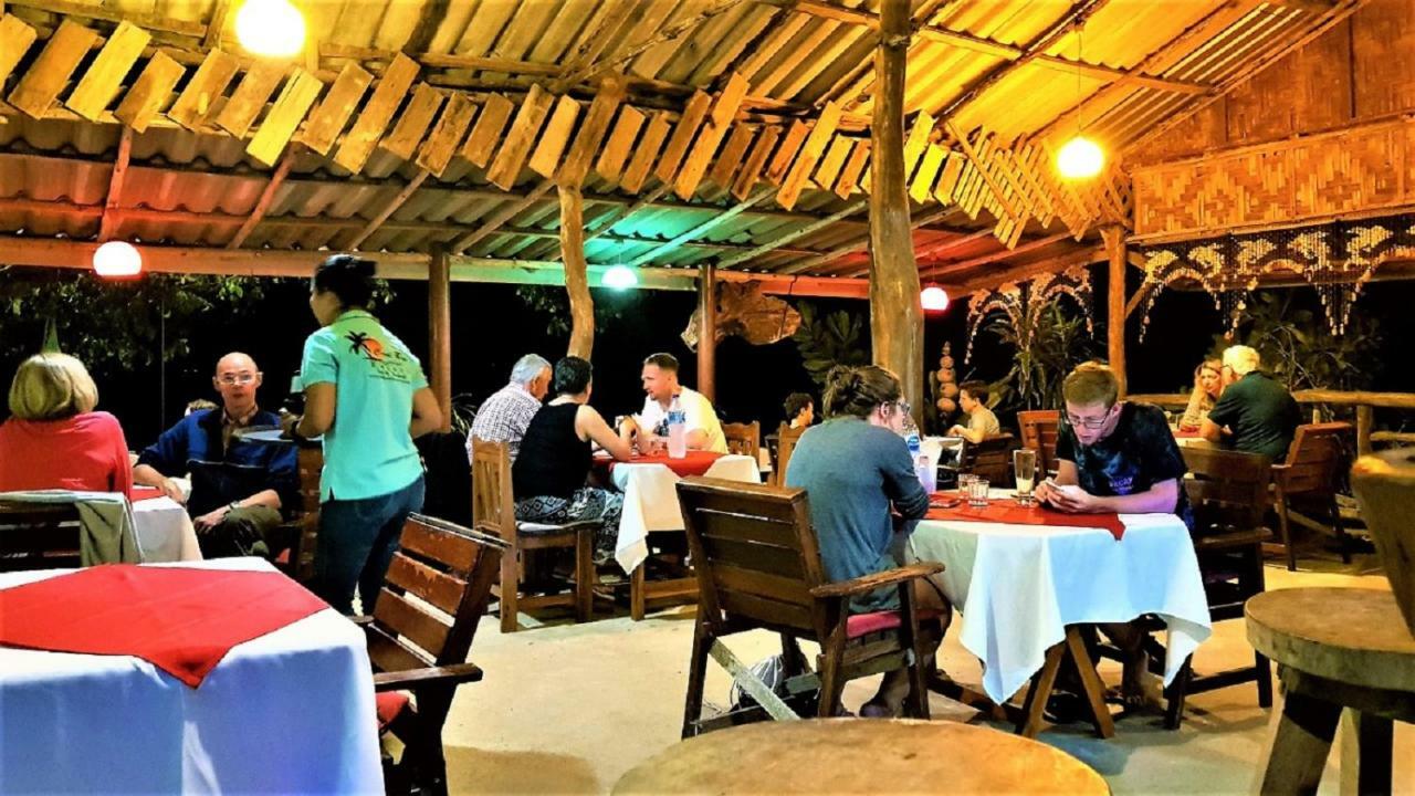 Koh Jum Coral Bay Resort Екстер'єр фото