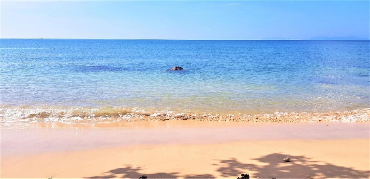 Koh Jum Coral Bay Resort Екстер'єр фото