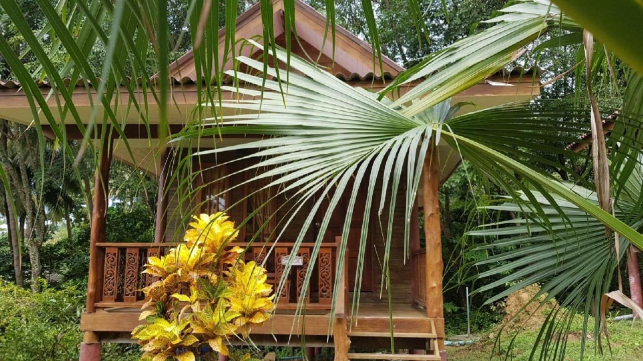Koh Jum Coral Bay Resort Екстер'єр фото