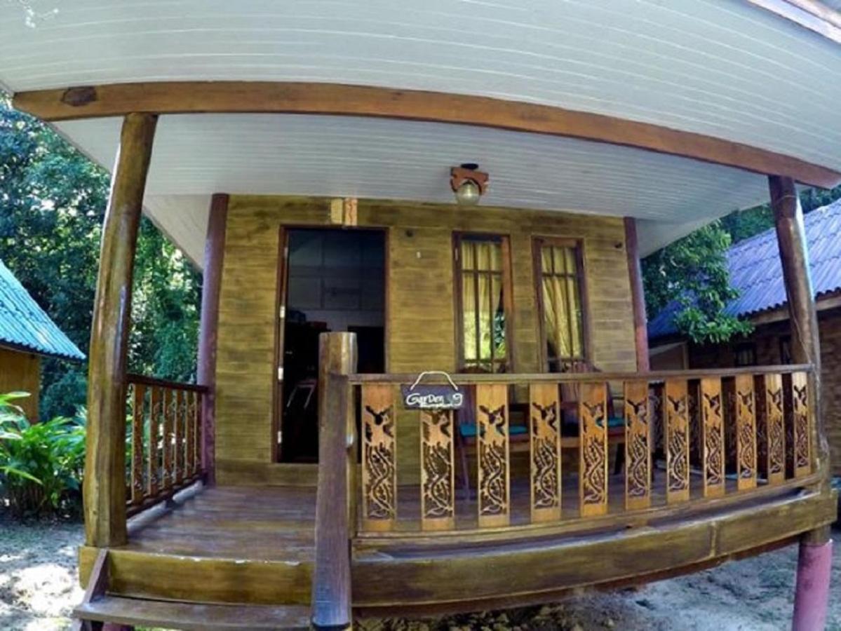 Koh Jum Coral Bay Resort Екстер'єр фото